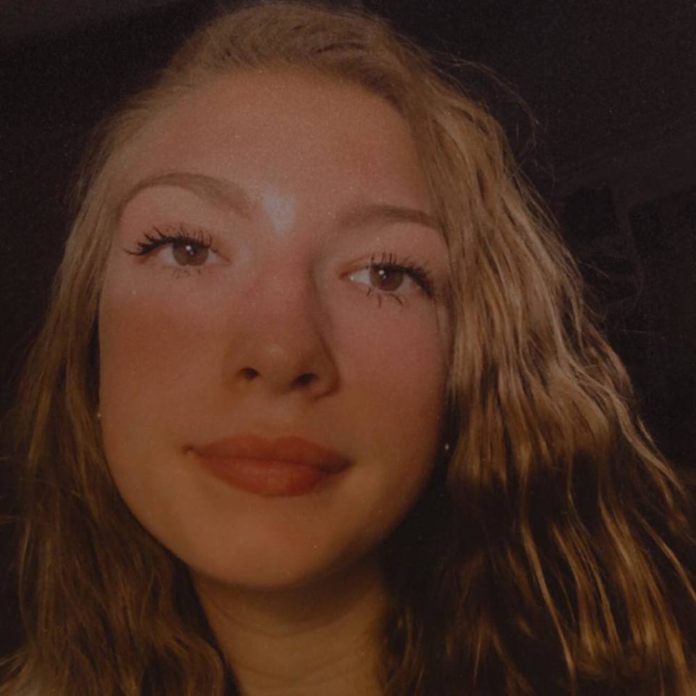 Meet your Posher, Lauren
